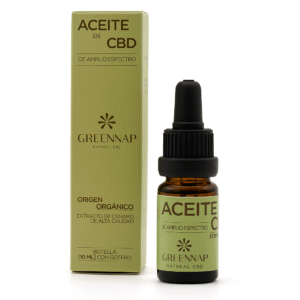 Aceite de CBD 30% Green Nap en frasco de 10 ml junto a su caja verde, extracto de amplio espectro sin THC.